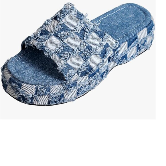 Women's Denim Boho Sandals - Picture 3 of 7